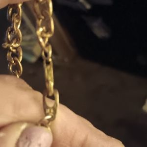 18karat gold bracelet